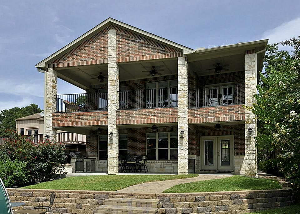 1st image of 3231 Poe Dr
