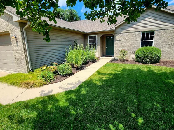 8233 Beacon Ridge Pl, Fort Wayne, IN 46835