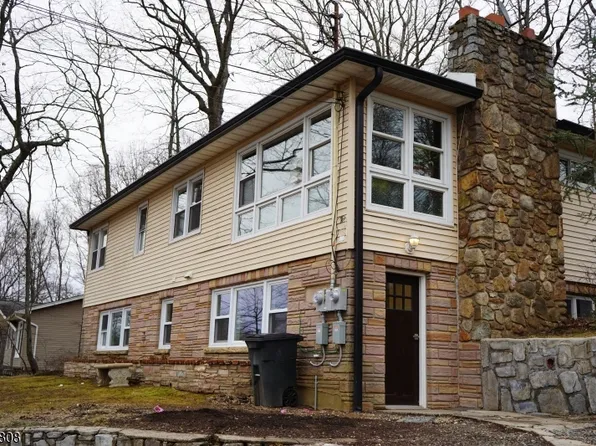 699 Lillian Rd, Landing, NJ 07850