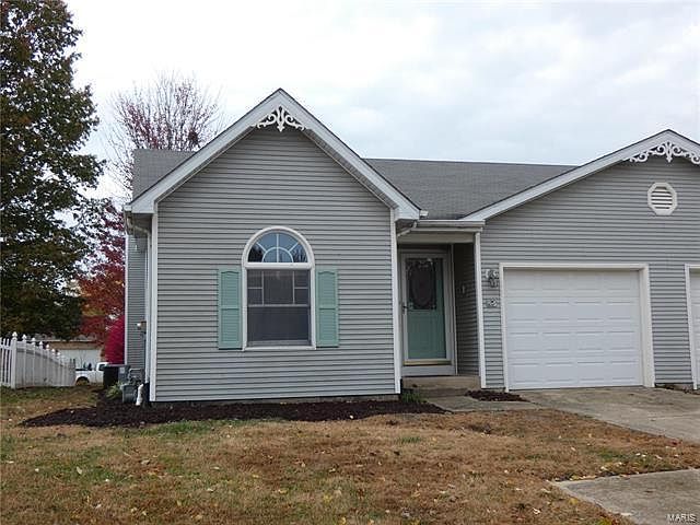 1st image of 1219 Chancellor Dr