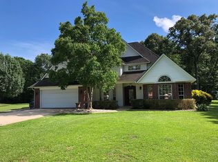 106 Crosscut Dr, Lufkin, TX 75901