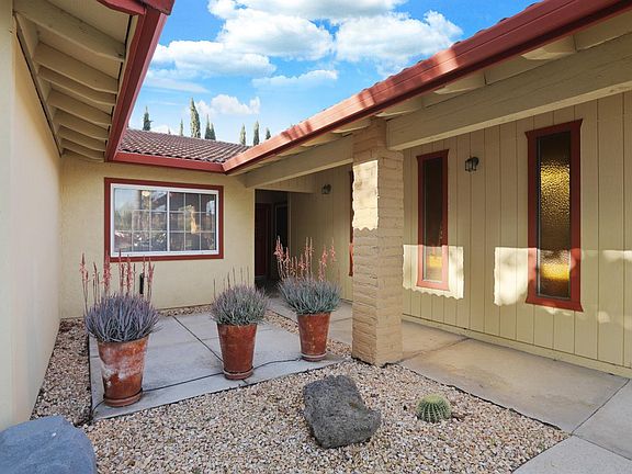 2nd image of 1438 Junewood Pl