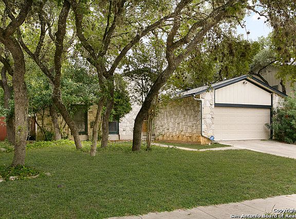 2nd image of 7022 Holly Dale Dr