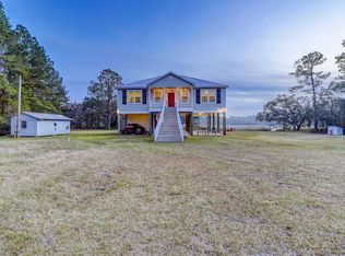 7805 Seafield Rd, Meggett, SC 29449