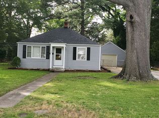 609 Warwickshire Ct, Newport News, VA 23605