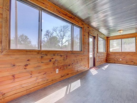 4th image of 601 Bradford Ave