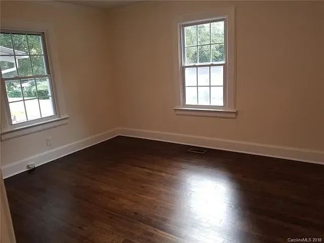 2 bed, 776 sqft, $1,450 — Photo 2
