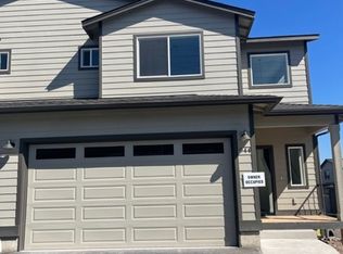 944 NE Paula Dr, Bend, OR 97701