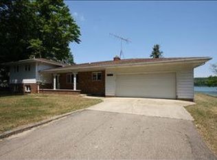 10000 W Tu Ave, Lawton, MI 49065