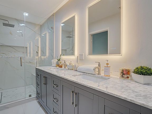 5th image of 359 SW 122nd Ave #359