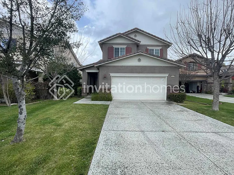 34250 Ogrady Ct — Photo 1