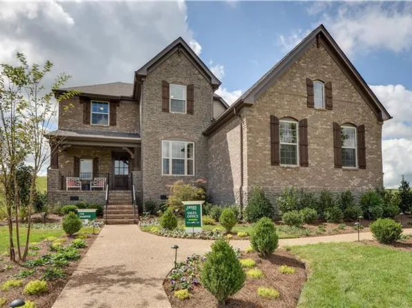 1008 Shimmering Way, Gallatin, TN 37066