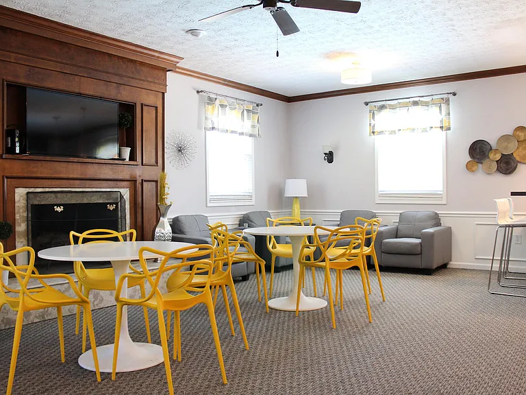 Revere Village Apartments — Photo 18