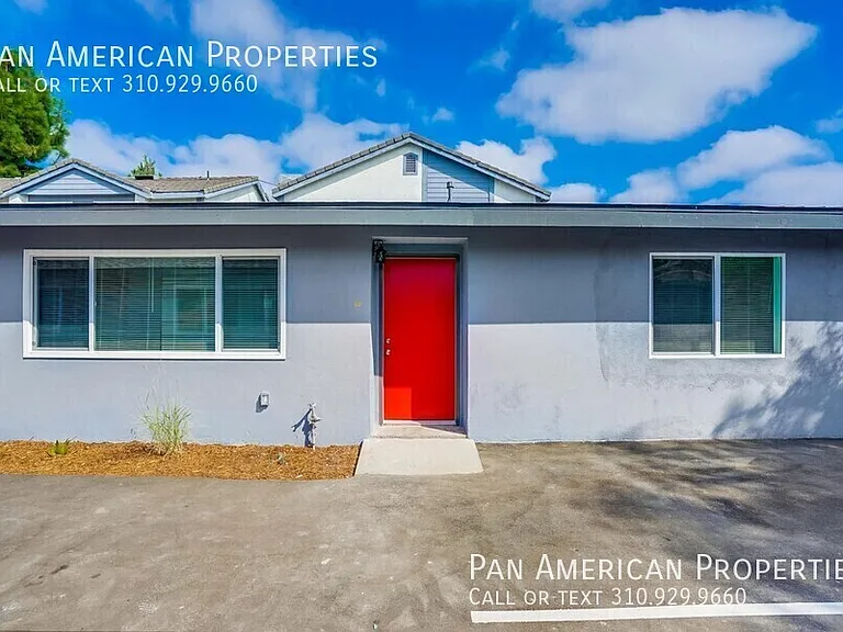 13842 3/4 S Arthur Ave — Photo 19