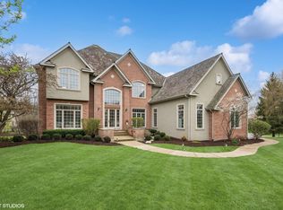 11 Averill Ct, North Barrington, IL