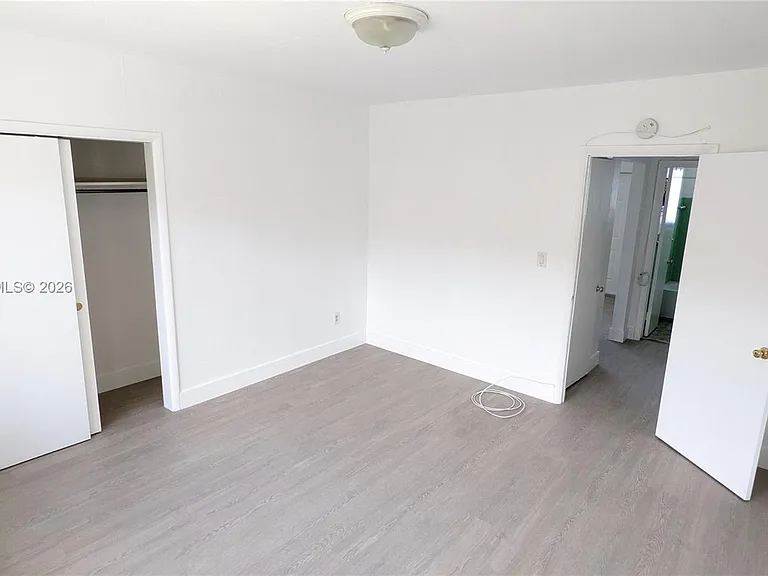 811 81st St #2 — Photo 3