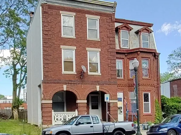 409 S 13th St, Harrisburg, PA 17104