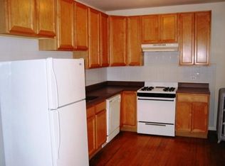 728 W Barry Ave #1S, Chicago, IL 60657