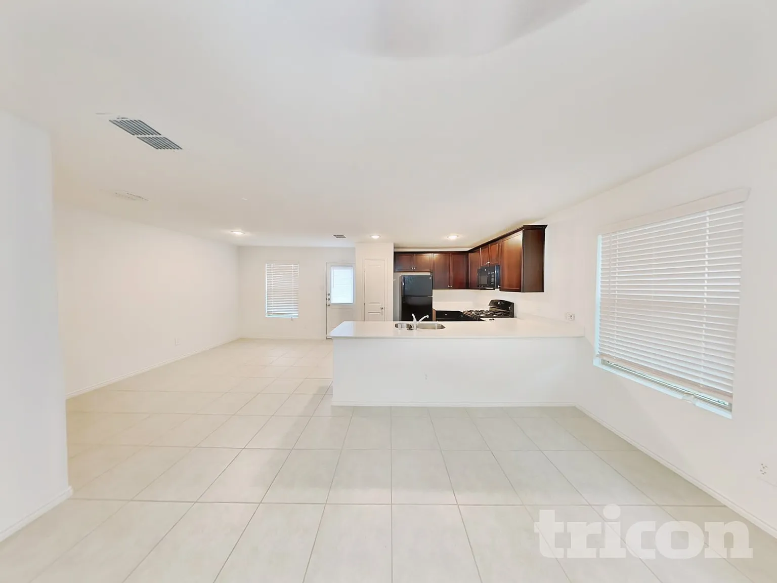 2602 Vavra Lane Ennis TX — Photo 2