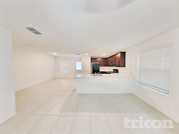 2nd image of 2602 Vavra Ln