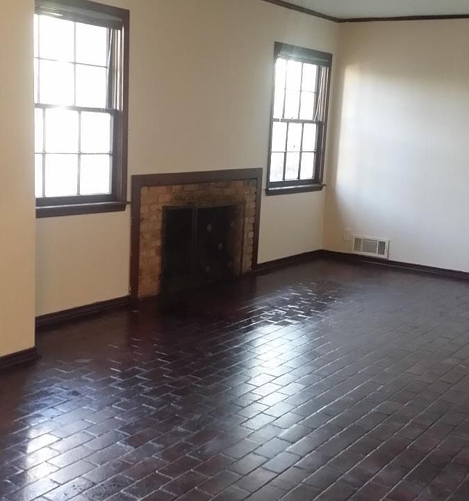 Gas Fireplace in Den