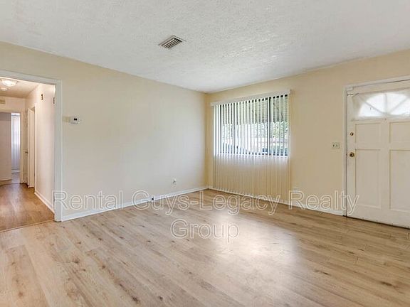 3rd image of 3828 Freel Rd