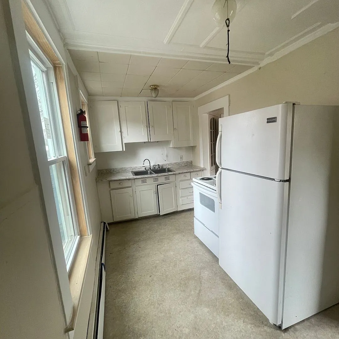 21 Pleasant St. — Photo 4