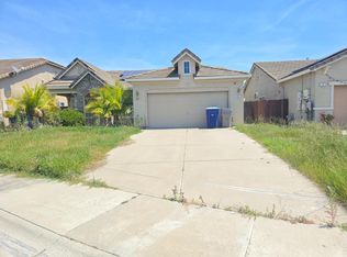 12 Garden Flower Ct, Sacramento, CA 95833