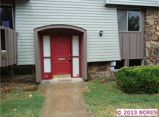 4608 E 68th St, Tulsa, OK 74136