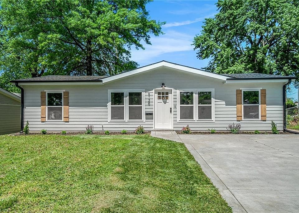 1st image of 5126 Harmony Dr