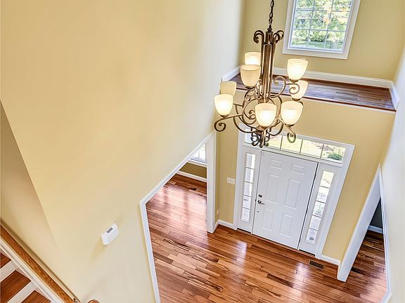 5th image of 961 Highpoint Dr