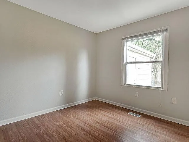 4609 NE 74th Ave — Photo 18