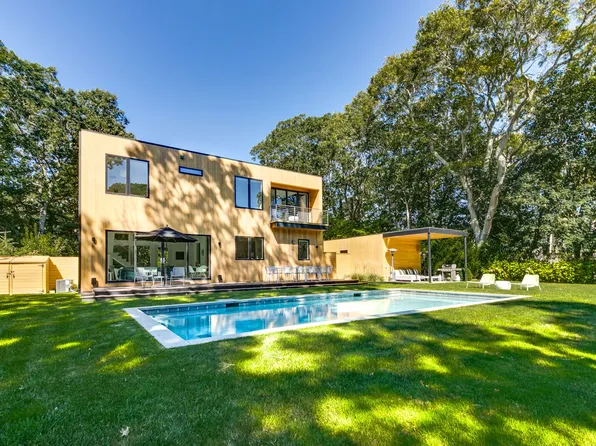 70 Cove Hollow Rd, East Hampton, NY 11937