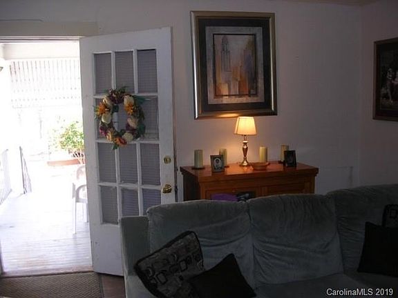3rd image of 473 Arch Dr