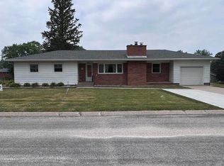 621 15th Ave, Orion, IL