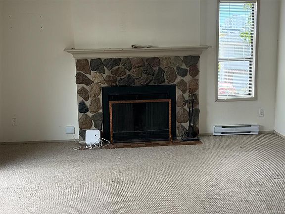 3rd image of 700 Stancombe Pl