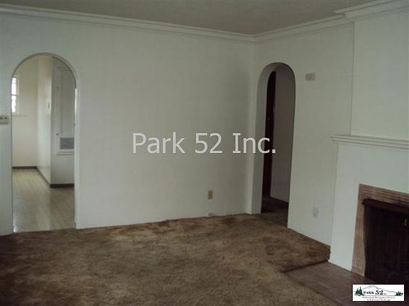 5th image of 4511 Pacific Ave