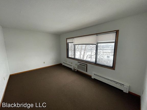 2nd image of 905 Westminster St APT 304