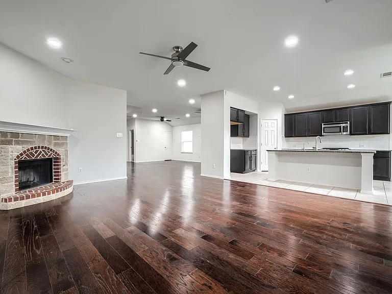 616 Smokebrush St — Photo 10