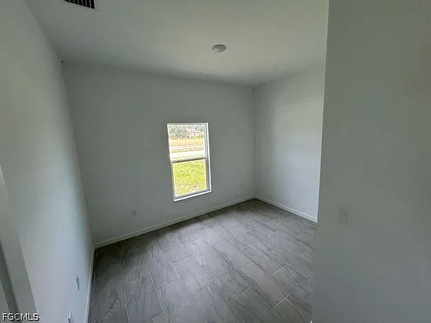1701 NE 44th Terrace Cpe — Photo 8