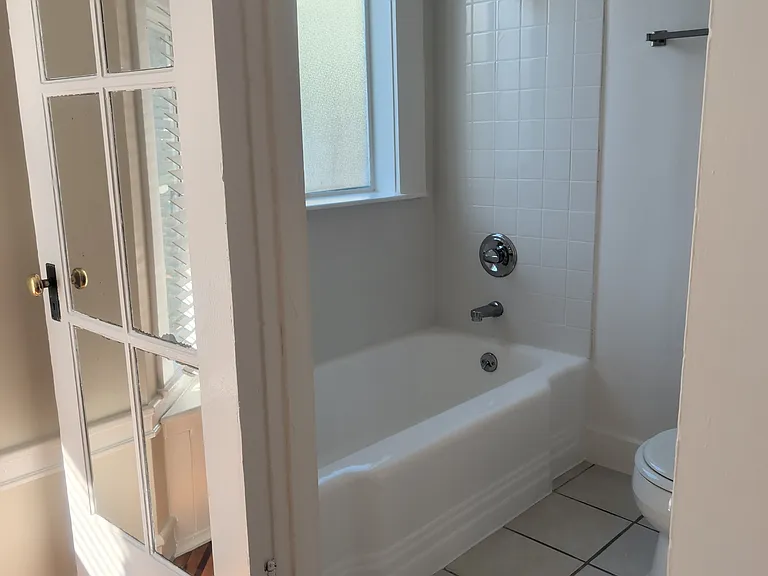 1449 Washington St #7 — Photo 16