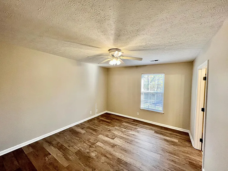 9005 Jessica Leigh Dr — Photo 16