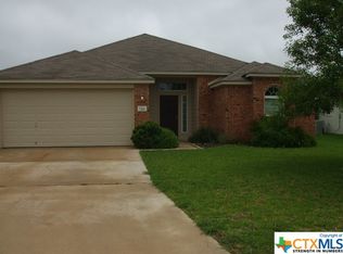 7818 Honeysuckle Dr, Temple, TX 76502
