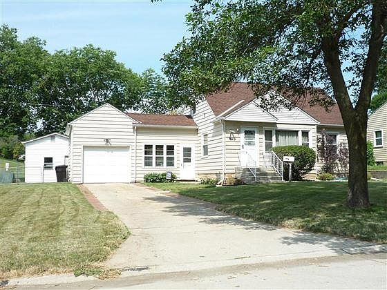 1st image of 2401 Helmer St