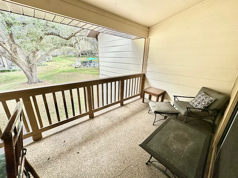 270 E Glassboro Ct #17-1B — Photo 28