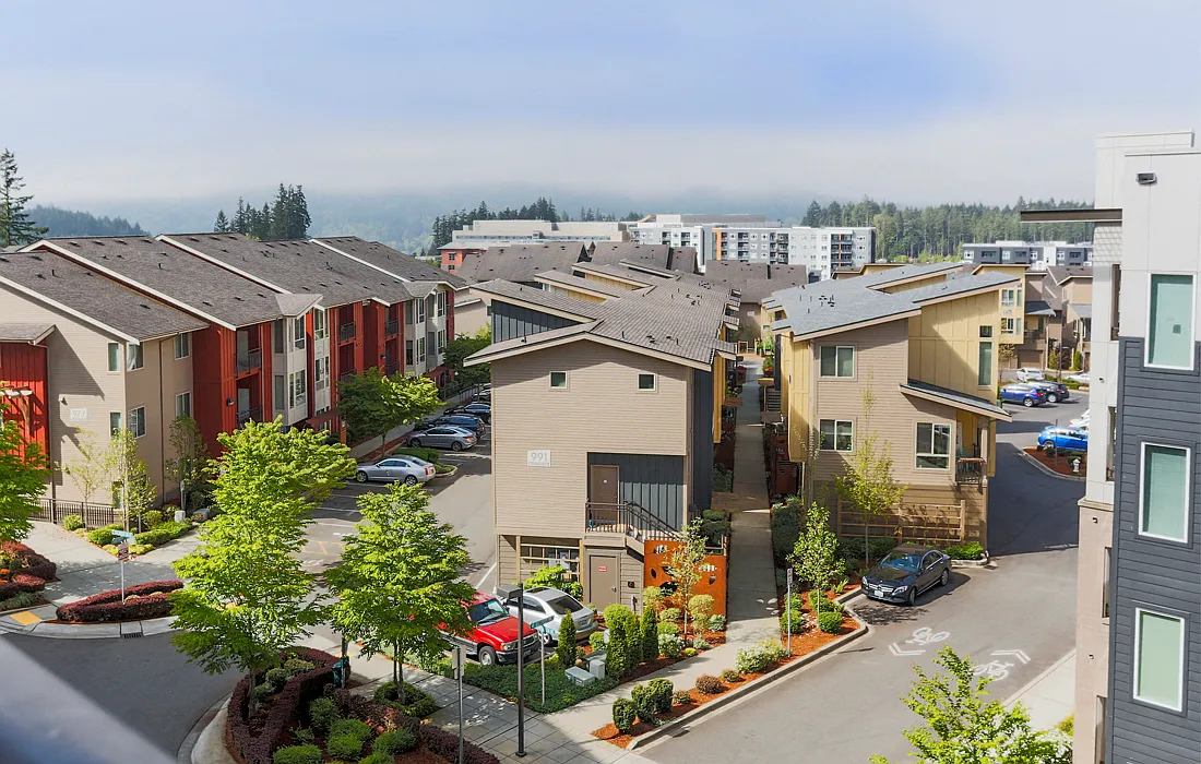 Discovery Heights — Photo 1
