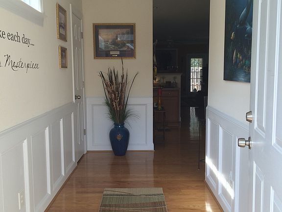 Foyer w/ wainscoting 