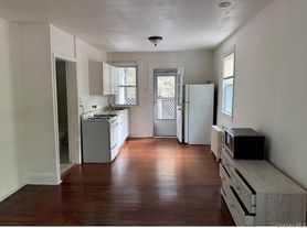 364 Ashford Avenue #, Dobbs Ferry, NY