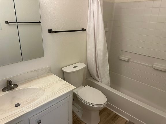 3rd image of 3055 Trinity Dr APT 623