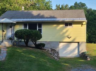 2 Tryon St, Glenville, NY 12302